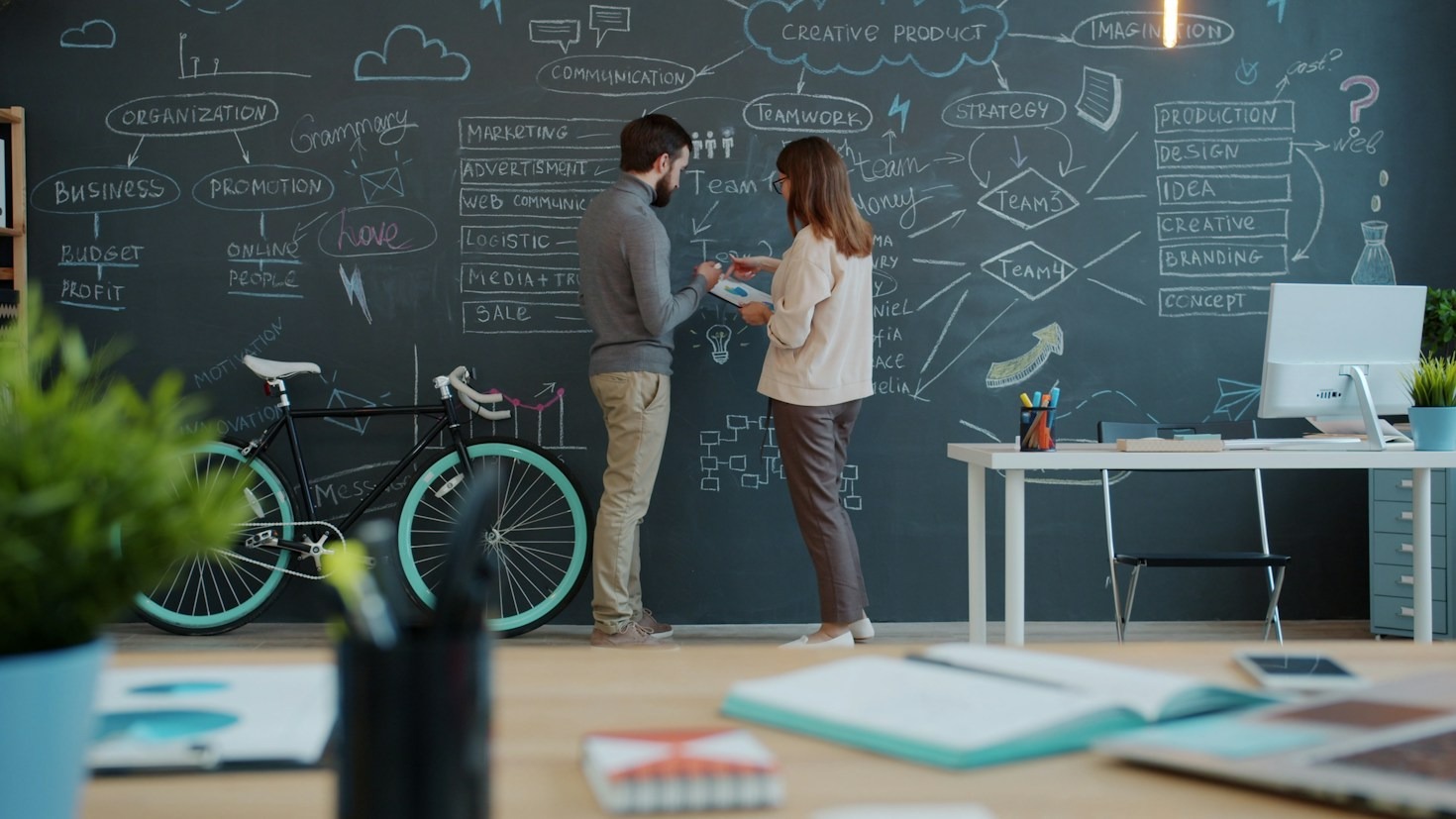 Navigating Complex Career Shifts in the Evolving Data Landscape